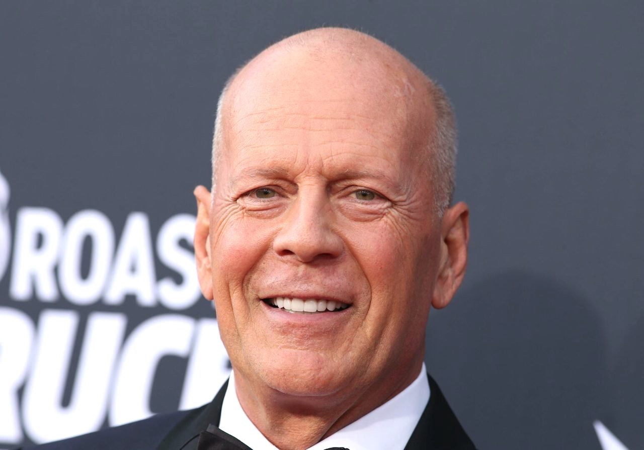 70 anni di Bruce Willis, da re dei film d’azione alla malattia degenerativa